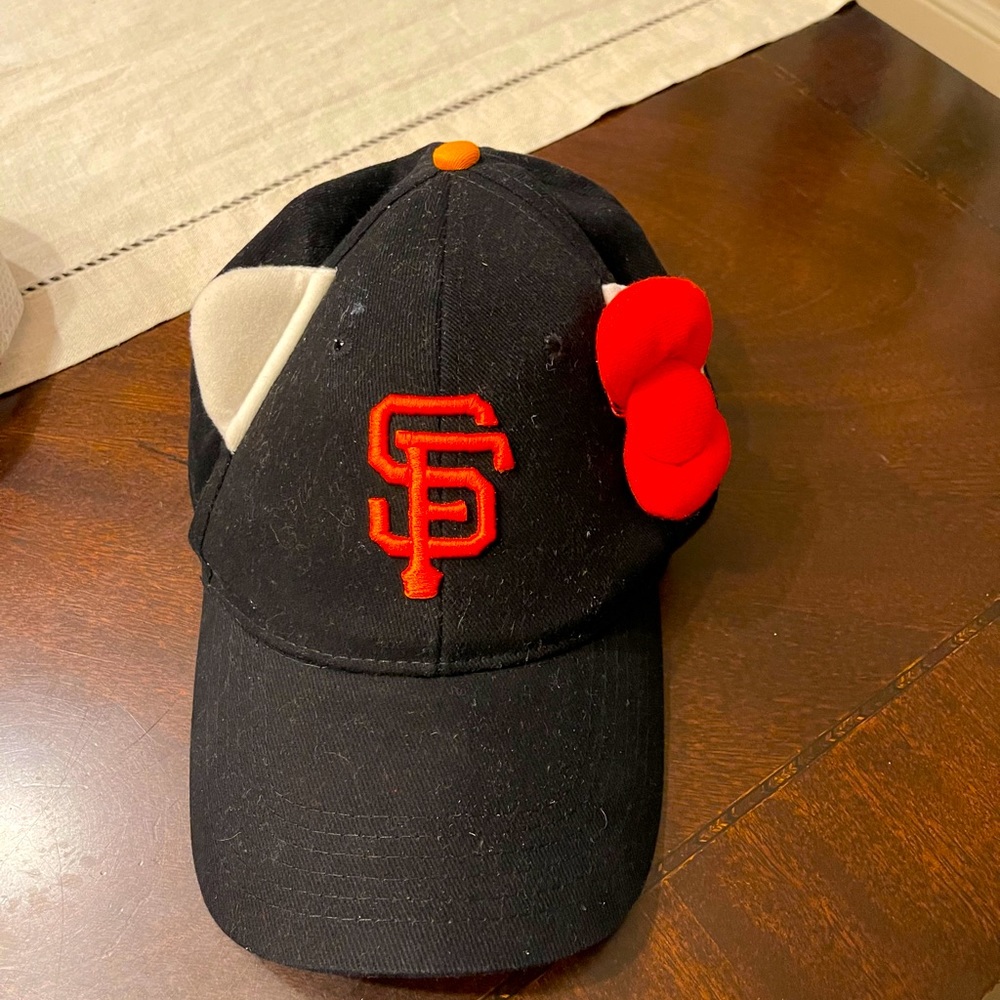 San Francisco Giants Hello Kitty Hat